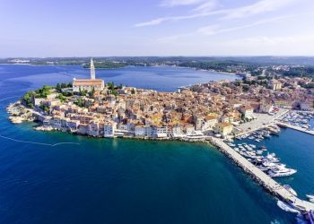 Desde Galicia a Italia, Croacia, Bosnia y Montenegro