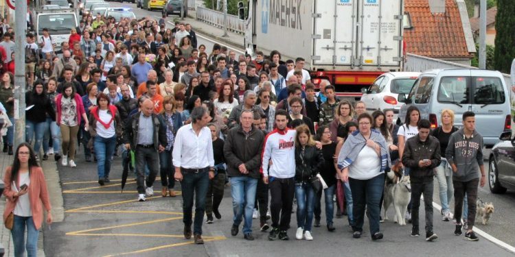 Teis y Chapela salen a la calle en solidaridad con la familia de Daniel Beltrán