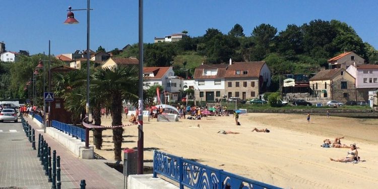 Un joven de 25 años muere de un disparo en Arealonga durante la noche de San Xoán