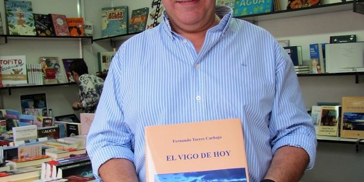 Torres Carbajo cierra su trilogía sobre la ciudad con «El Vigo de hoy»