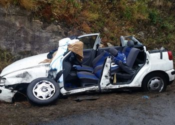 Excarcelada una persona en Baiona tras salirse de la vía el vehículo en el que viajaba