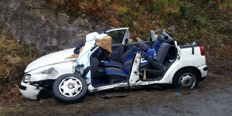 Excarcelada una persona en Baiona tras salirse de la vía el vehículo en el que viajaba