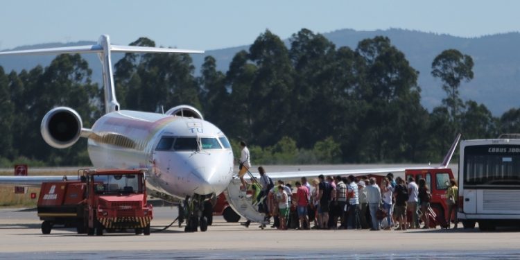 Peinador supera los 102.000 pasajeros en el mes de junio, un 14,6% más que en 2016