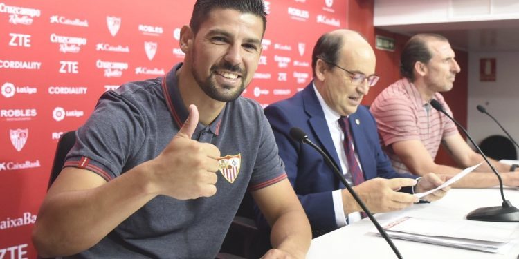 Nolito, este miércoles en su presentación como nuevo jugador del Sevilla. / Foto: Sevilla FC