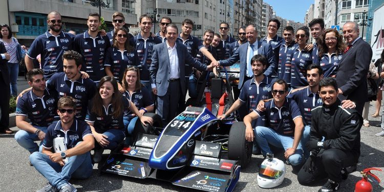 As rúas de Vigo tremen co UM17