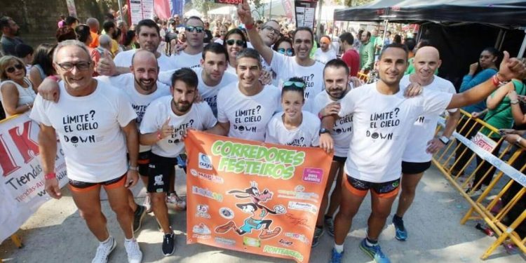 Una carrera nocturna recorrerá Ponteareas para recaudar fondos para Down Vigo