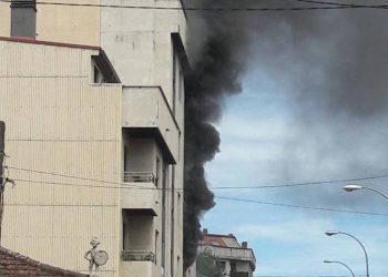 Desalojadas 70 viviendas en Salvaterra por un incendio