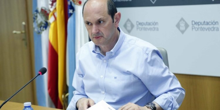 Rafael Louzán se recupera en Vithas Fátima tras sufrir una caída en bici