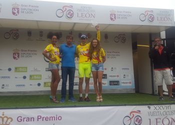 El Rías Baixas lidera la Vuelta a León con Willem Jakobus