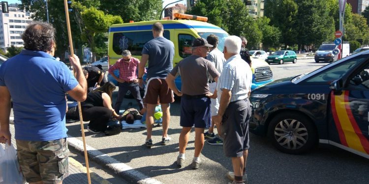 Mañana accidentada en Vigo con tres motoristas heridos