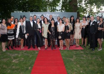 El Balneario de Mondariz se remonta a los años 20 para rememorar su época de esplendor