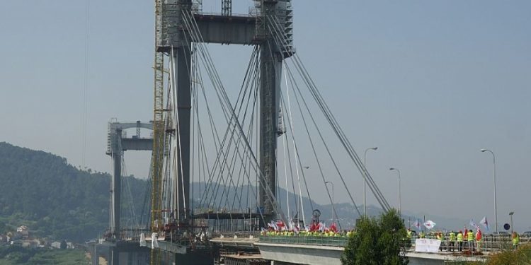 A CIG exixe a Inspección de Traballo que paralice as obras da ponte de Rande