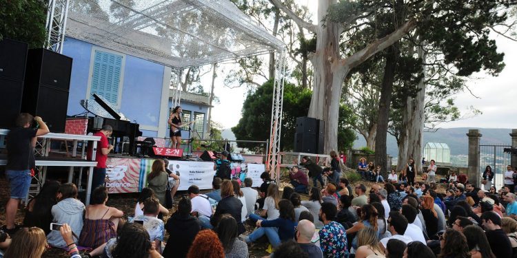 La campaña para el fomento del reciclaje embarca rumbo al festival Sinsal