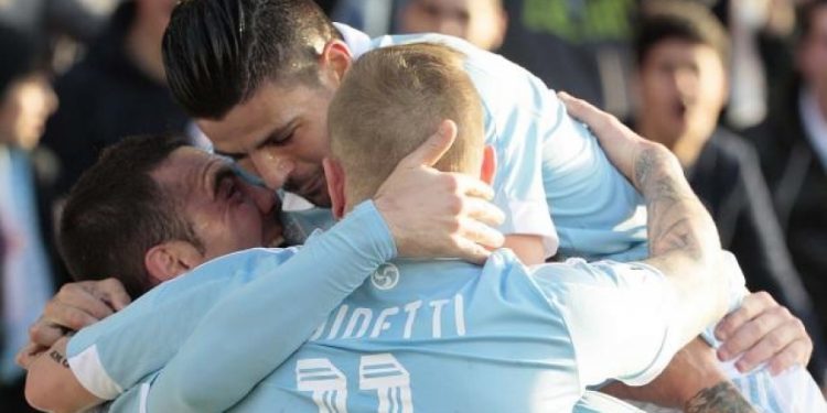 Miñambres asegura que Guidetti no está en el mercado y que ve opciones de fichar a Nolito