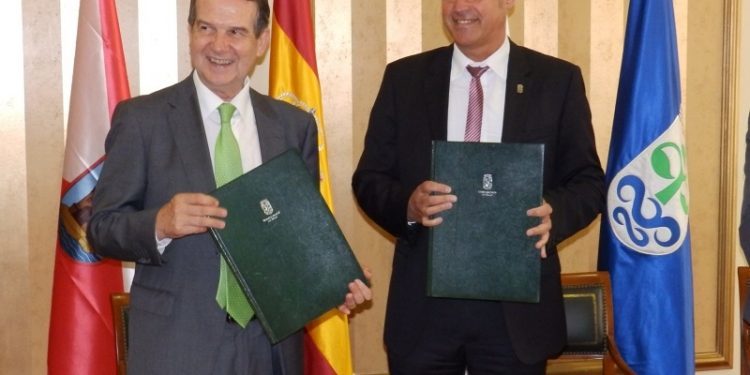 O Concello convenia coa Universidade o «aval científico» á candidatura das Cíes