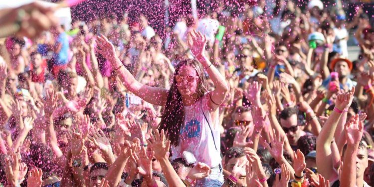 Un festival de música e cor tomará Praia América este sábado