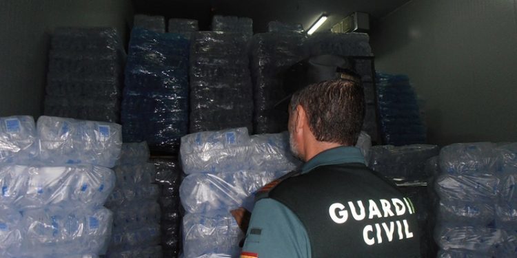 Detenido un vecino de Vigo por robar medio centenar de palés de cubitos de hielo