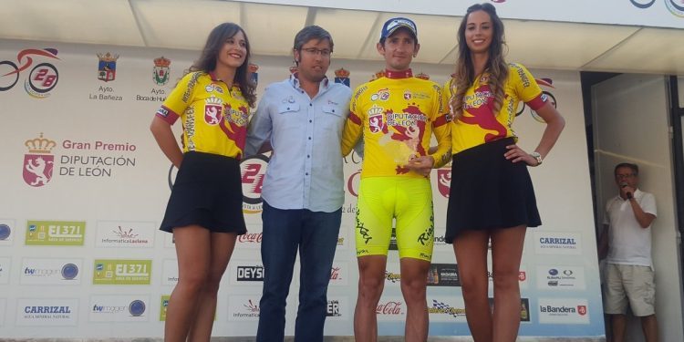 El Rías Baixas conserva el liderato de Willem en la Vuelta a León