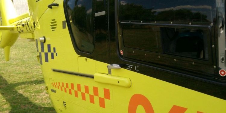 Movilizan un helicóptero para asistir a una mujer que cayó por unas escaleras en A Cañiza