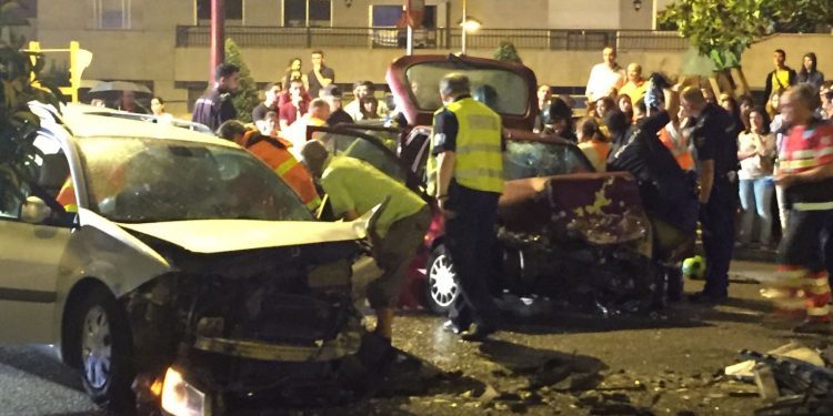 La Policía Local de Vigo investiga el brutal y «extraño» accidente de la calle Venezuela