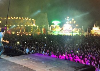 O efecto Sebastián Yatra arrasa en Baiona