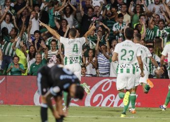 Un Celta espeso sucumbe a cabezazos