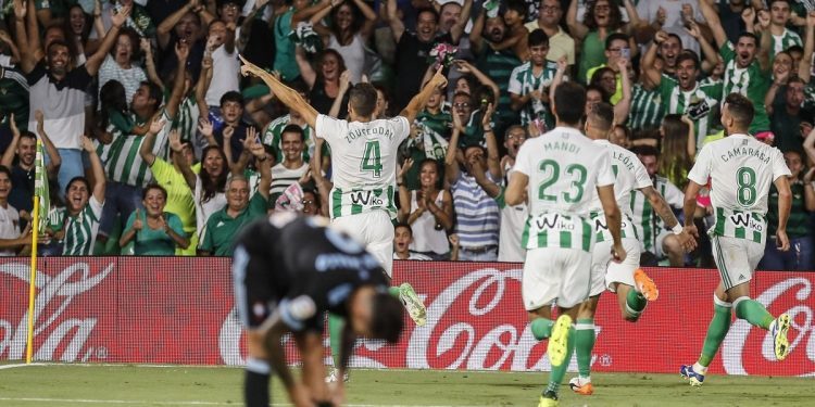 Un Celta espeso sucumbe a cabezazos