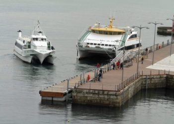 «A actitude dalgunhas navieiras é irresponsable e constitúe un risco inasumible para as Cíes»