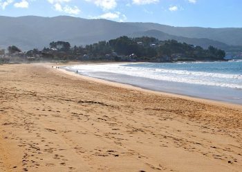 A Xunta denuncia que o Concello de Nigrán non informou á poboación da contaminación en Praia América