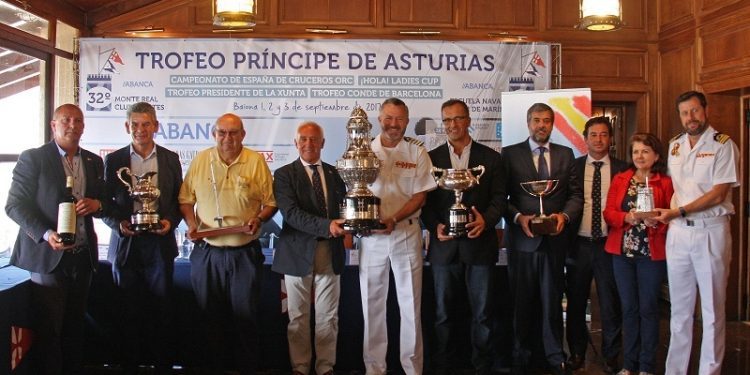 Baiona se prepara para recibir a 500 regatistas en el Trofeo Príncipe de Asturias