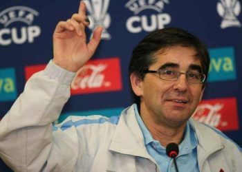 Fernando Vázquez pone rumbo a la liga argelina