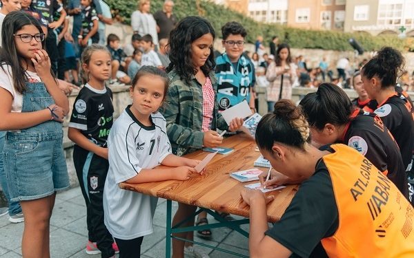 La afición del Guardés se vuelca con la Supercopa