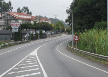 Cazan a un conductor novel circulando a 150 km/h en un tramo limitado a 60