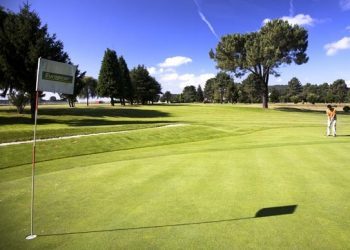 O torneo de golf Pulpo bota a andar o sábado no Aero Club
