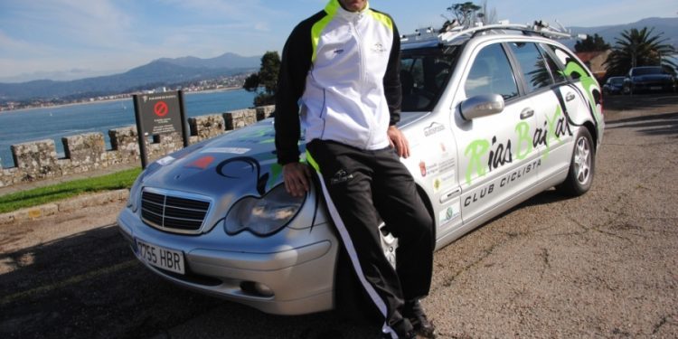 Marcos Serrano deja de ser el director deportivo del Club Ciclista Rías Baixas