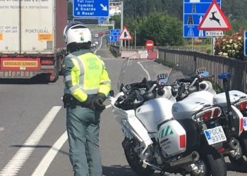 La Guardia Civil intercepta a un conductor circulando en sentido contrario por la A-55
