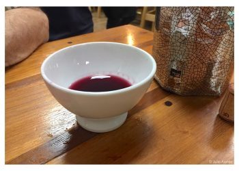 La tradición de tomar vino en cunca