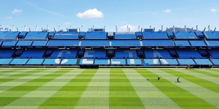 Los socios del Celta tendrán que avisar si van al partido contra la Roma