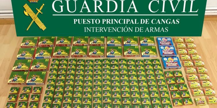 La Guardia Civil se incauta de 13.000 petardos en las fiestas de Cangas