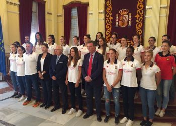 Prades, Gutiérrez y Carrera, concentrados con las ‘Guerreras’