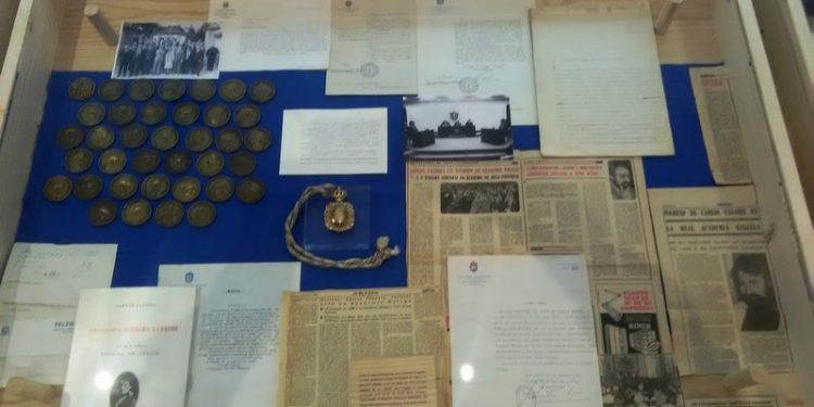 Os mundos de Carlos Casares chegan a Vigo