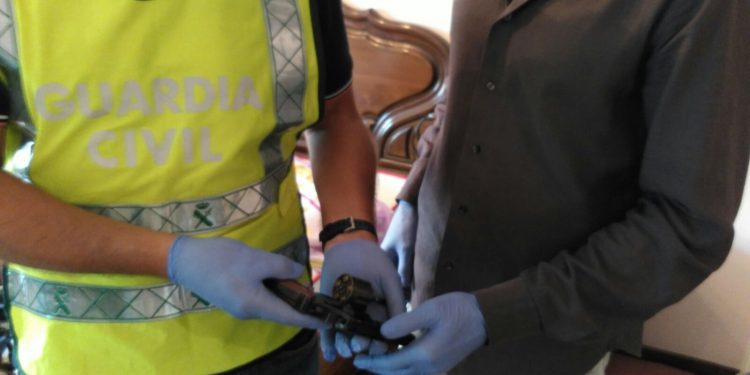 Prisión para el militar retirado que disparó contra su hijo en Arcade