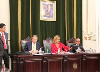 A Deputación aproba o seu regulamento para eliminar a linguaxe sexista