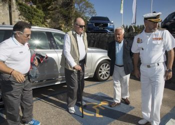 El Rey Juan Carlos llega al Monte Real Club de Yates para participar en el Trofeo Príncipe de Asturias