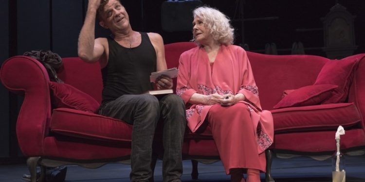 Afundación presenta a Lola Herrero y Juanjo Artero en Vigo