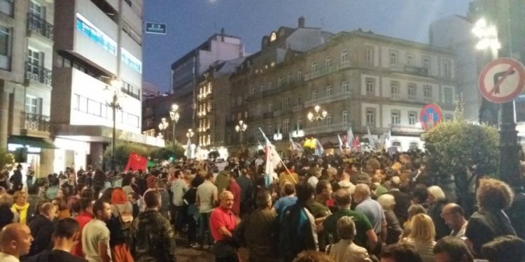 Convocan unha concentración en Urzaiz “en solidariedade co pobo catalán”