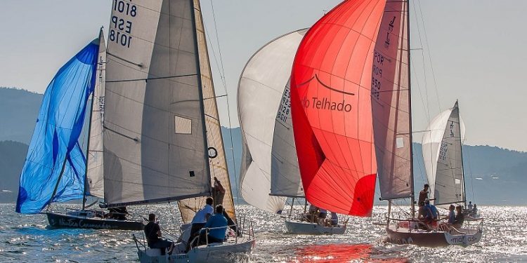 Gándara y Yáñez, primeros líderes  de la Liga de Otoño AXA J80