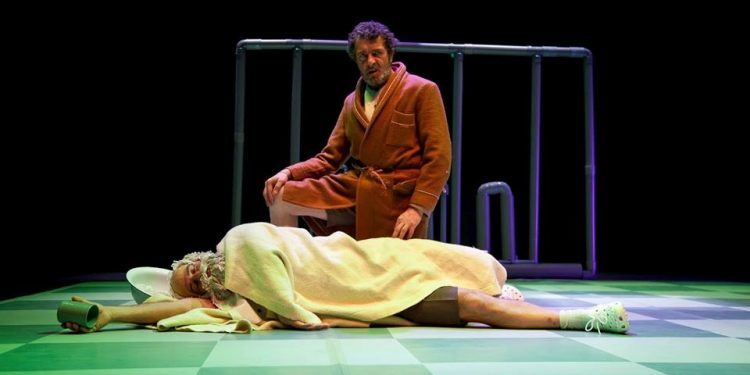 Mofa e Befa se presentan como filósofos con su obra ‘Cranios privilexiados’