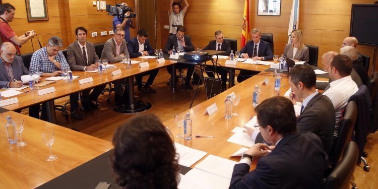 A Xunta propón a comarcalización dos parques de bombeiros das grandes cidades