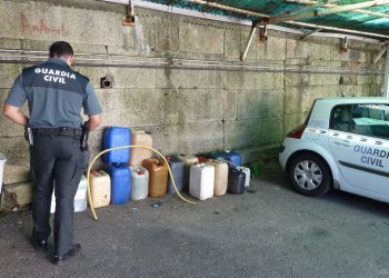 Tres detenidos por robar presuntamente 300 litros de gasoil en Guillarei